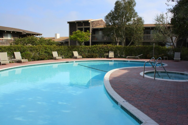 Ocean Crest Pool